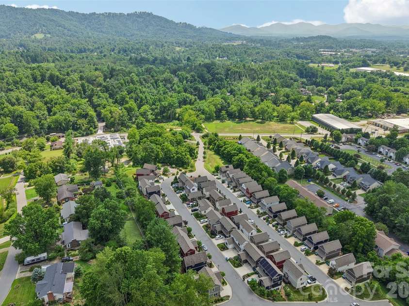 76 Wheeler Road, Weaverville, NC 28787.  MLS# CAR4401304, YatesRealty ID 37380. 