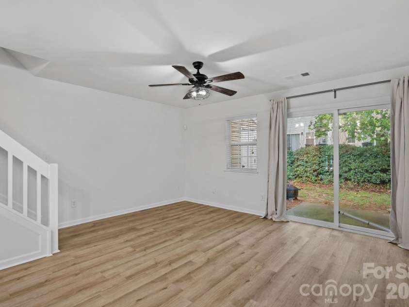 10822 Holly Ridge Boulevard, Charlotte, NC 28216.  MLS# CAR4404374, YatesRealty ID 37383. 