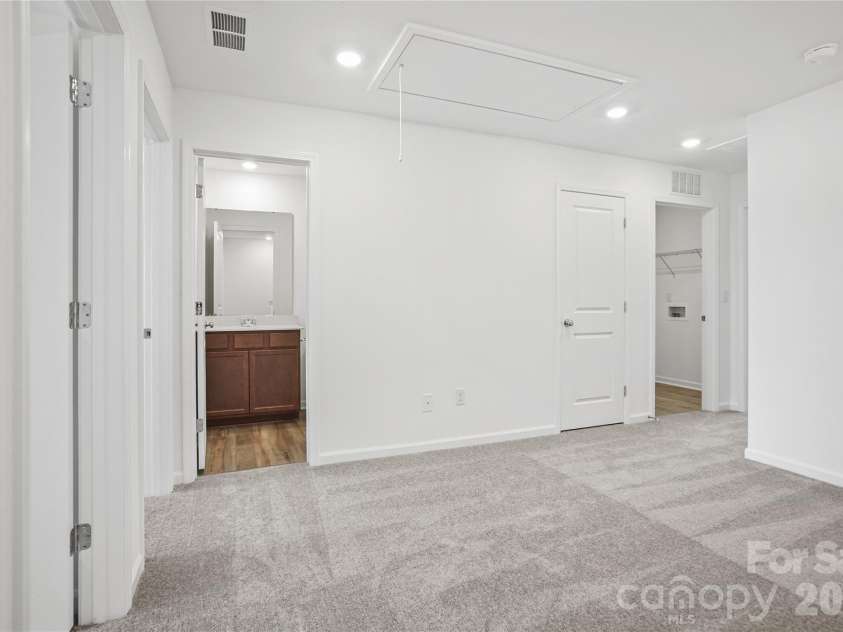 11916 Oak Street, Charlotte, NC 28269.  MLS# CAR4365313, YatesRealty ID 37384. Representative Photo.