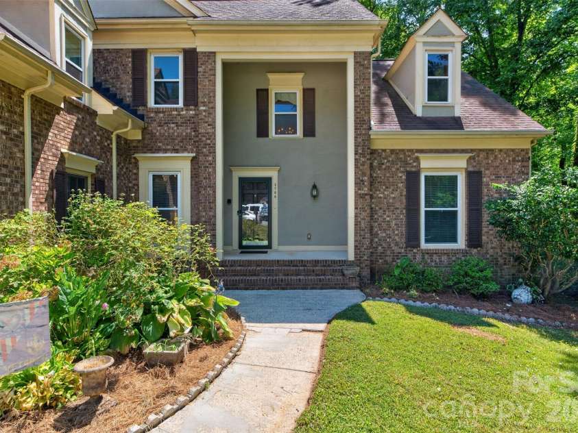 5706 Maylandia Road, Charlotte, NC 28269.  MLS# CAR4385551, YatesRealty ID 37388. 