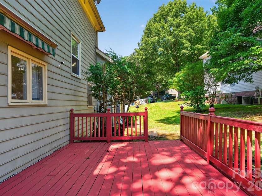 5706 Maylandia Road, Charlotte, NC 28269.  MLS# CAR4385551, YatesRealty ID 37388. 