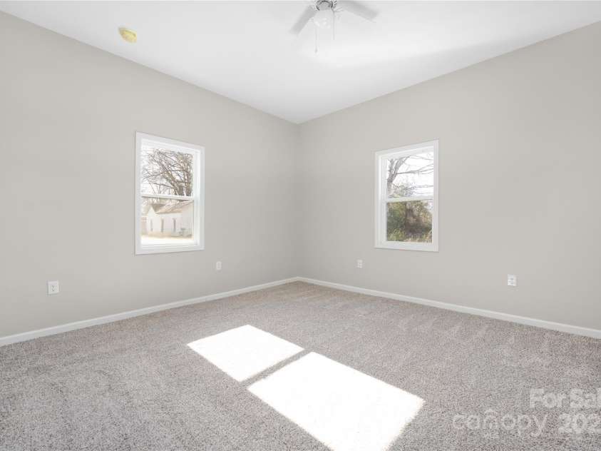 528 6th Street, Chester, SC 29706.  MLS# CAR4283348, YatesRealty ID 3739. 