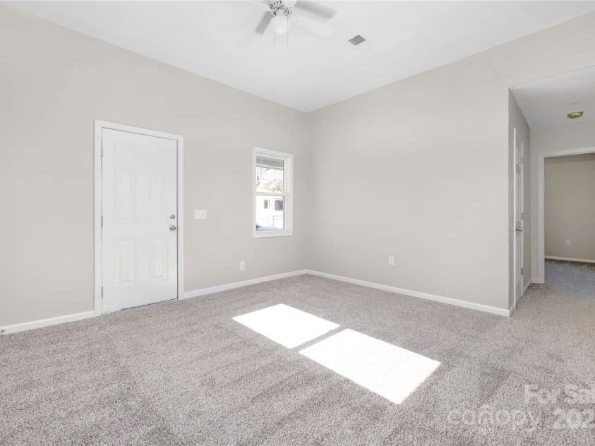 528 6th Street, Chester, SC 29706.  MLS# CAR4283348, YatesRealty ID 3739. 