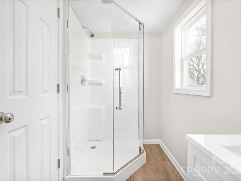 528 6th Street, Chester, SC 29706.  MLS# CAR4283348, YatesRealty ID 3739. 