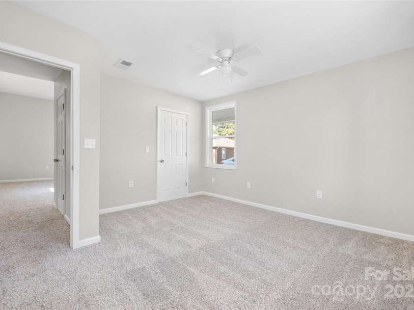 528 6th Street, Chester, SC 29706.  MLS# CAR4283348, YatesRealty ID 3739. 