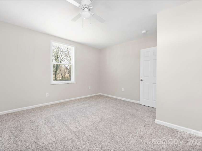 528 6th Street, Chester, SC 29706.  MLS# CAR4283348, YatesRealty ID 3739. 