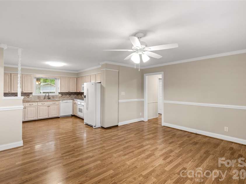 2596 Kirkover Drive, Lancaster, SC 29720.  MLS# CAR4404227, YatesRealty ID 37390. 