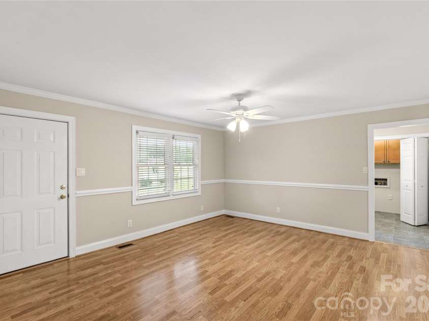 2596 Kirkover Drive, Lancaster, SC 29720.  MLS# CAR4404227, YatesRealty ID 37390. 