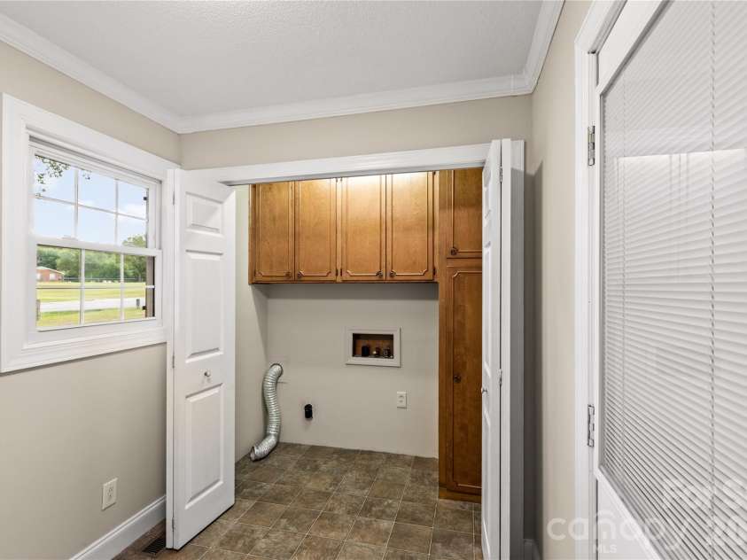 2596 Kirkover Drive, Lancaster, SC 29720.  MLS# CAR4404227, YatesRealty ID 37390. 