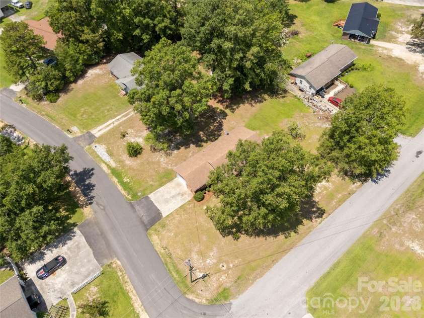 2596 Kirkover Drive, Lancaster, SC 29720.  MLS# CAR4404227, YatesRealty ID 37390. 