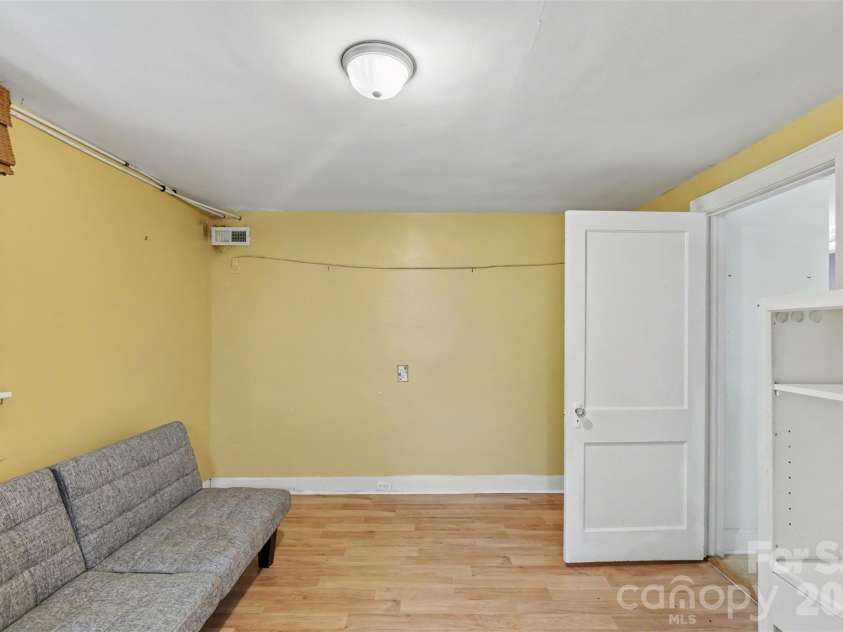 103 Belvedere Avenue, Gastonia, NC 28054.  MLS# CAR4387319, YatesRealty ID 37391. 