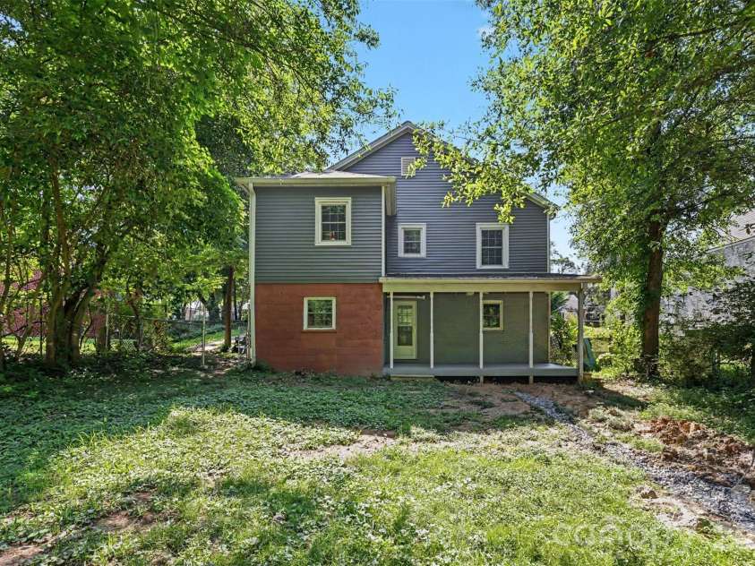 103 Belvedere Avenue, Gastonia, NC 28054.  MLS# CAR4387319, YatesRealty ID 37391. 
