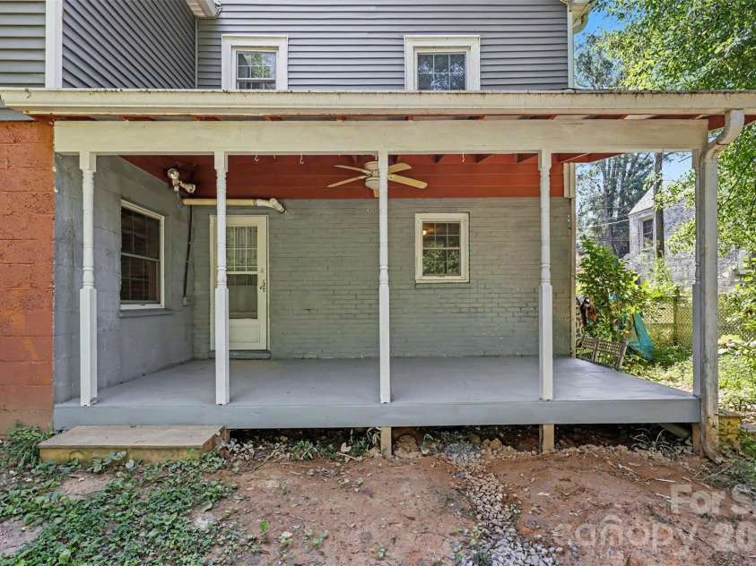 103 Belvedere Avenue, Gastonia, NC 28054.  MLS# CAR4387319, YatesRealty ID 37391. 