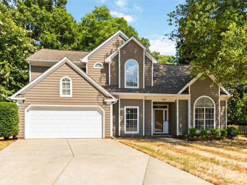 9122 Fairbridge Road, Charlotte, NC 28277.  MLS# CAR4401729, YatesRealty ID 37392. 
