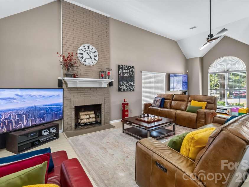 9122 Fairbridge Road, Charlotte, NC 28277.  MLS# CAR4401729, YatesRealty ID 37392. 