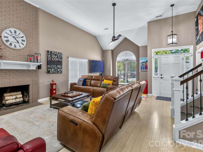 9122 Fairbridge Road, Charlotte, NC 28277.  MLS# CAR4401729, YatesRealty ID 37392. 