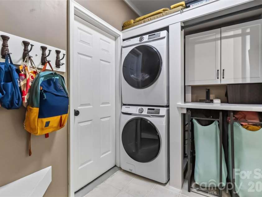 9122 Fairbridge Road, Charlotte, NC 28277.  MLS# CAR4401729, YatesRealty ID 37392. 