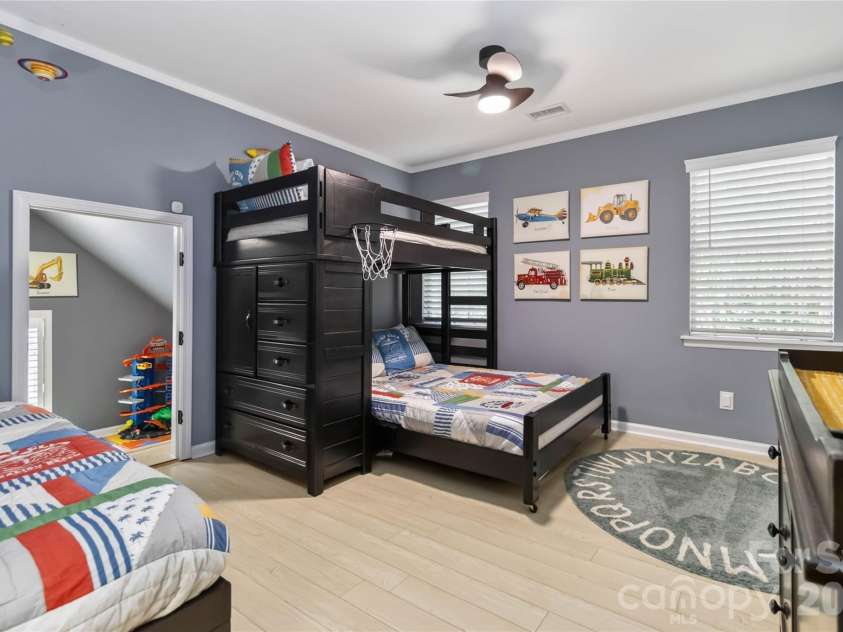 9122 Fairbridge Road, Charlotte, NC 28277.  MLS# CAR4401729, YatesRealty ID 37392. 