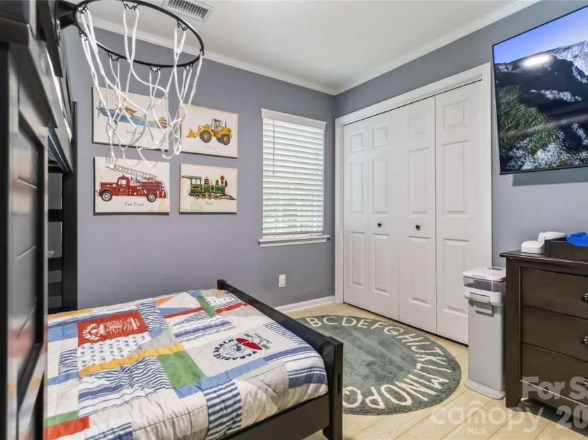 9122 Fairbridge Road, Charlotte, NC 28277.  MLS# CAR4401729, YatesRealty ID 37392. 