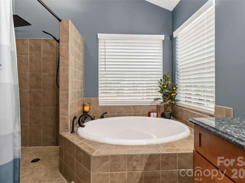 9122 Fairbridge Road, Charlotte, NC 28277.  MLS# CAR4401729, YatesRealty ID 37392. 