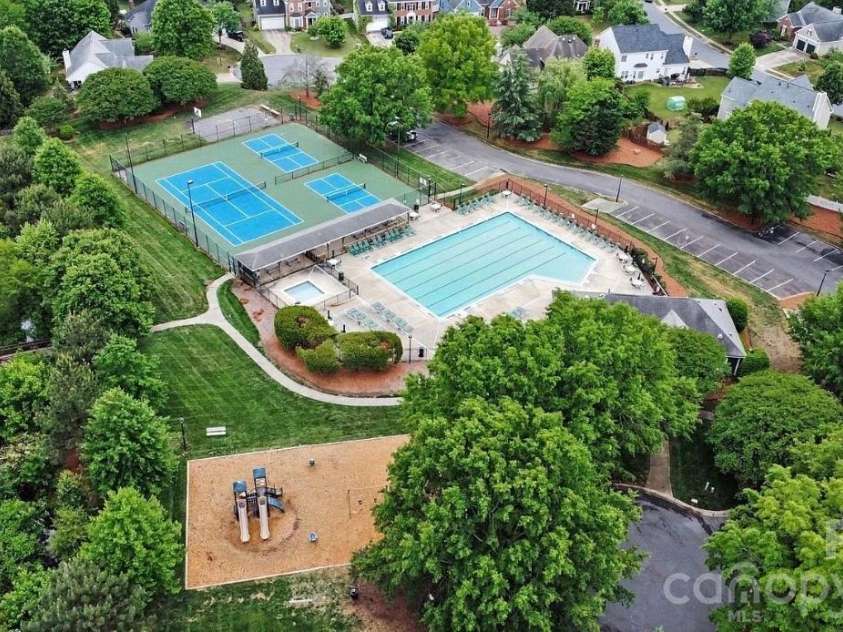 9122 Fairbridge Road, Charlotte, NC 28277.  MLS# CAR4401729, YatesRealty ID 37392. 