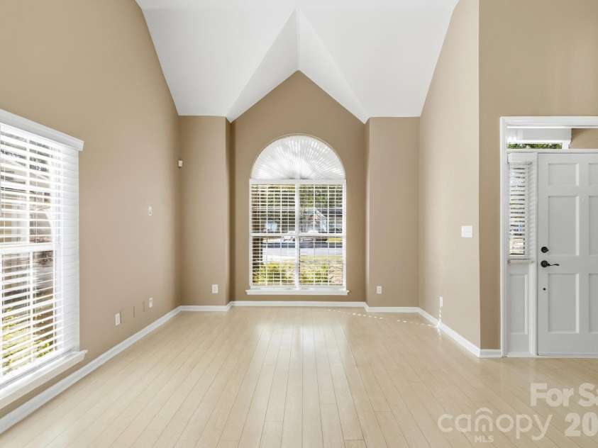 9122 Fairbridge Road, Charlotte, NC 28277.  MLS# CAR4430344, YatesRealty ID 37392. 