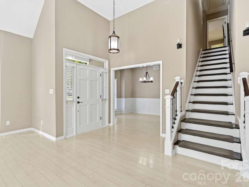 9122 Fairbridge Road, Charlotte, NC 28277.  MLS# CAR4430344, YatesRealty ID 37392. 