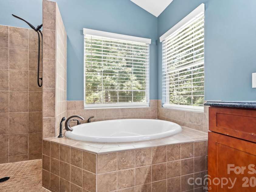 9122 Fairbridge Road, Charlotte, NC 28277.  MLS# CAR4430344, YatesRealty ID 37392. 