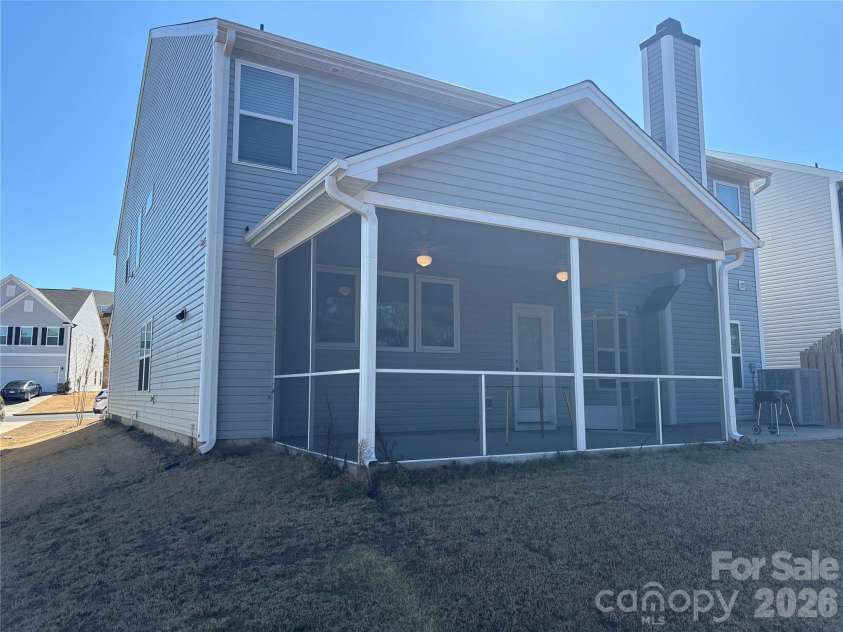 195 Batten Ridge Drive, Statesville, NC 28677.  MLS# CAR4350454, YatesRealty ID 37393. 