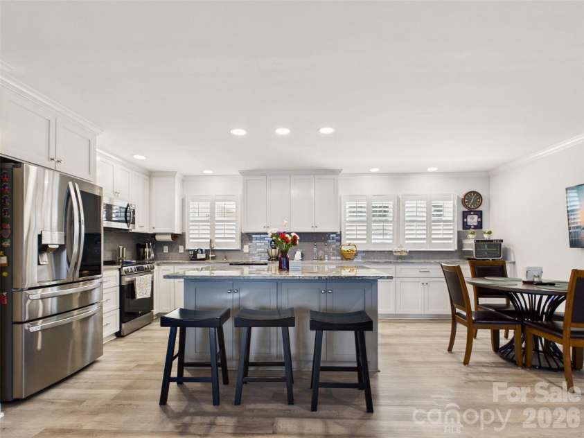117 Summersong Lane, Mooresville, NC 28117.  MLS# CAR4383546, YatesRealty ID 37394. 