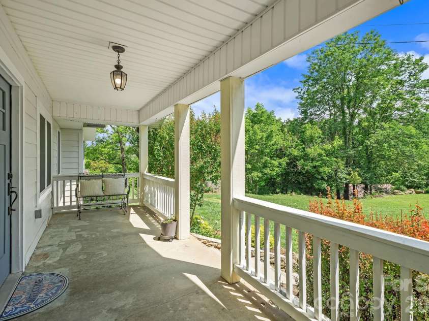19 Firefly Ridge Trail, Alexander, NC 28701.  MLS# CAR4400754, YatesRealty ID 37398. 