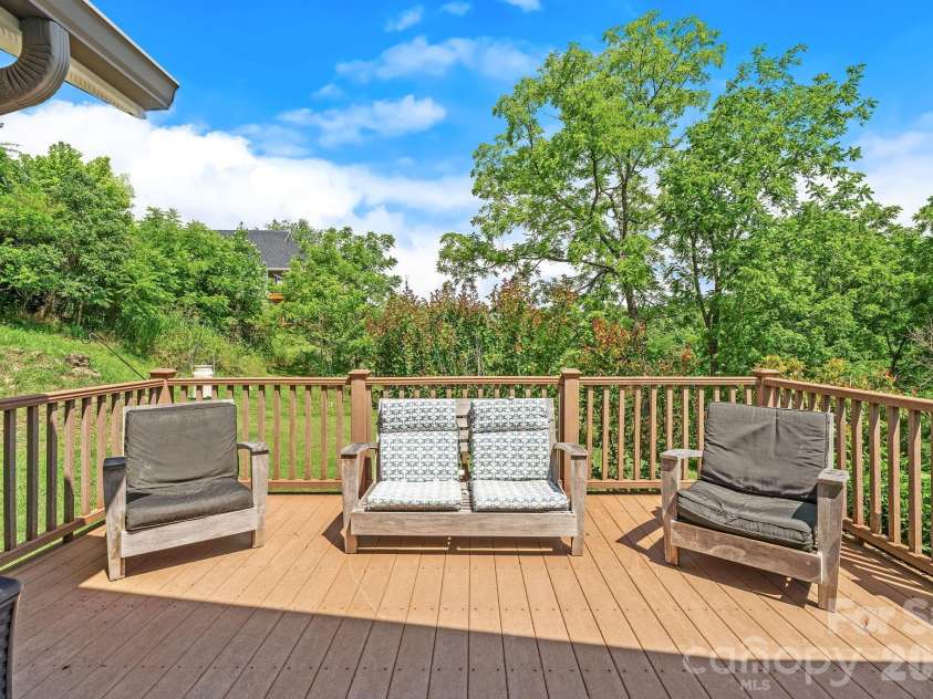19 Firefly Ridge Trail, Alexander, NC 28701.  MLS# CAR4400754, YatesRealty ID 37398. 