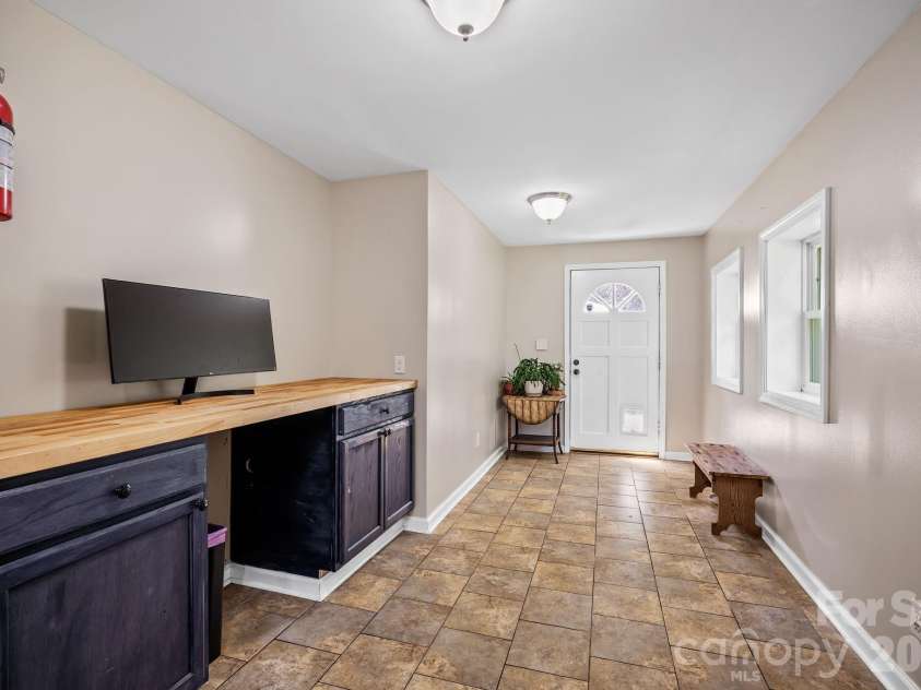 19 Firefly Ridge Trail, Alexander, NC 28701.  MLS# CAR4400754, YatesRealty ID 37398. 