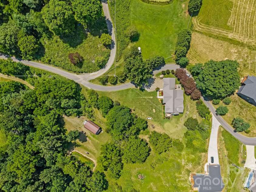 19 Firefly Ridge Trail, Alexander, NC 28701.  MLS# CAR4400754, YatesRealty ID 37398. 