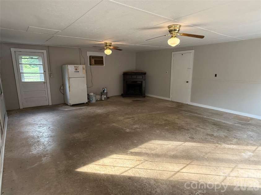 4954 Crawley Dale Street, Morganton, NC 28655.  MLS# CAR4401899, YatesRealty ID 37399. 