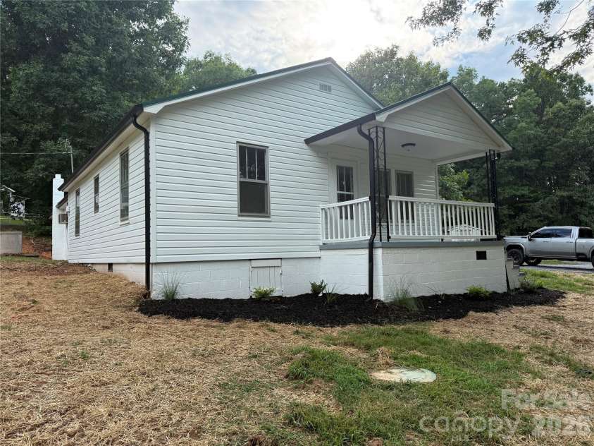 4954 Crawley Dale Street, Morganton, NC 28655.  MLS# CAR4401899, YatesRealty ID 37399. 