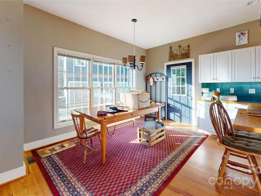 11 Wildflower Lane, Newland, NC 28657.  MLS# CAR4313301, YatesRealty ID 374. 