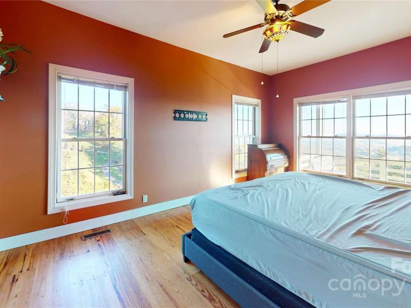 11 Wildflower Lane, Newland, NC 28657.  MLS# CAR4313301, YatesRealty ID 374. 