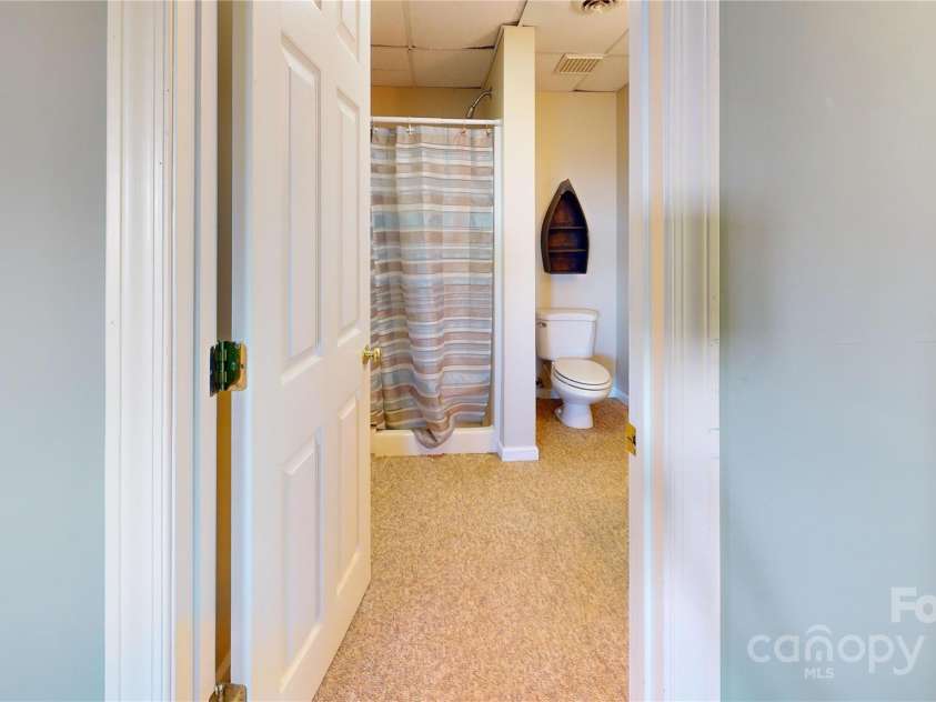 11 Wildflower Lane, Newland, NC 28657.  MLS# CAR4313301, YatesRealty ID 374. 