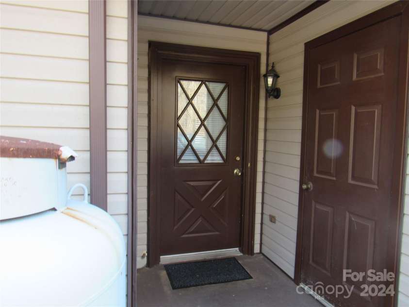 171 Fox Run Road, Forest City, NC 28043.  MLS# CAR4111565, YatesRealty ID 374. 