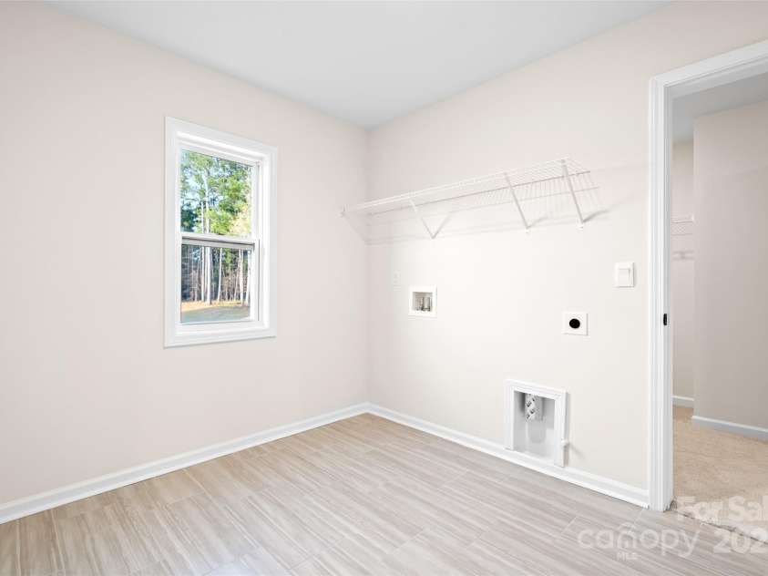 76 Silverthorne Court, Hendersonville, NC 28792.  MLS# CAR4214098, YatesRealty ID 374. 