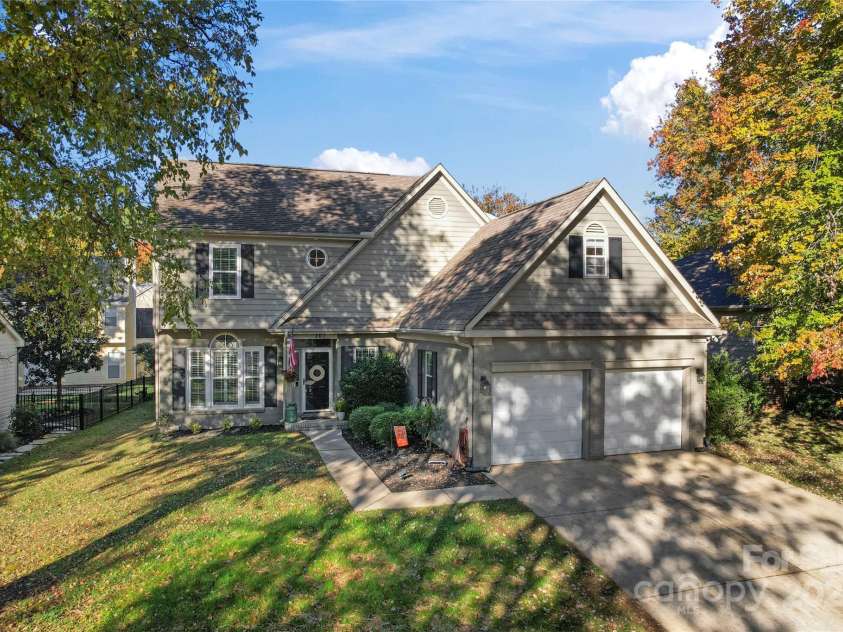 107 Claremont Way, Mooresville, NC 28117.  MLS# CAR4318678, YatesRealty ID 3740. 