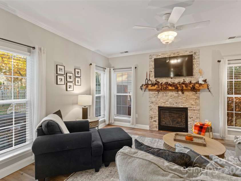 107 Claremont Way, Mooresville, NC 28117.  MLS# CAR4318678, YatesRealty ID 3740. 