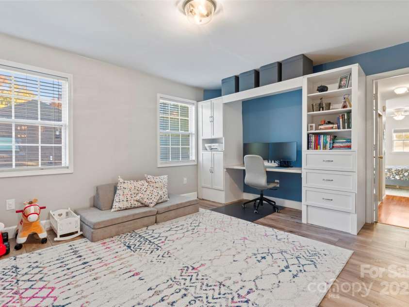 107 Claremont Way, Mooresville, NC 28117.  MLS# CAR4318678, YatesRealty ID 3740. 