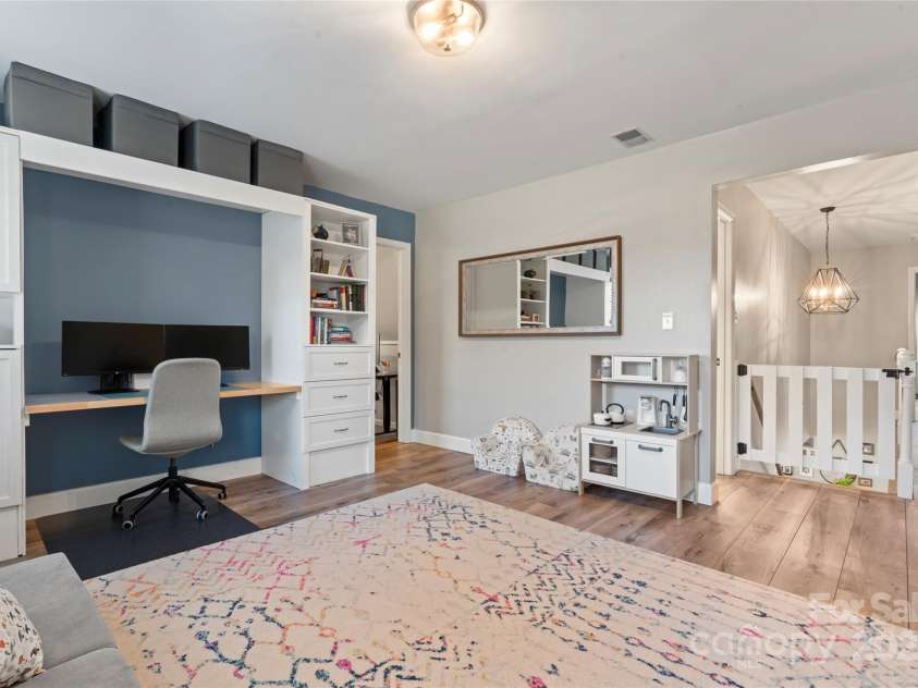 107 Claremont Way, Mooresville, NC 28117.  MLS# CAR4318678, YatesRealty ID 3740. 