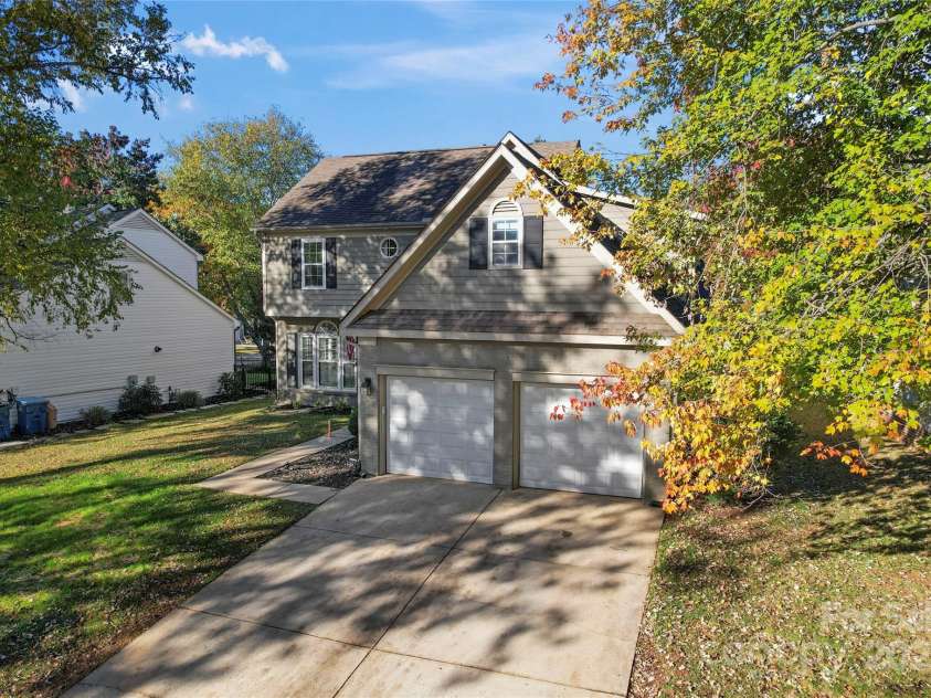 107 Claremont Way, Mooresville, NC 28117.  MLS# CAR4318678, YatesRealty ID 3740. 