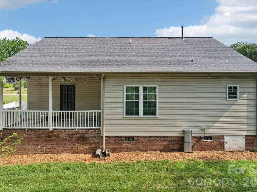 632 Marigold Drive, Kannapolis, NC 28083.  MLS# CAR4400614, YatesRealty ID 37400. Beautiful 632 Marigold Drive, Kannapolis
