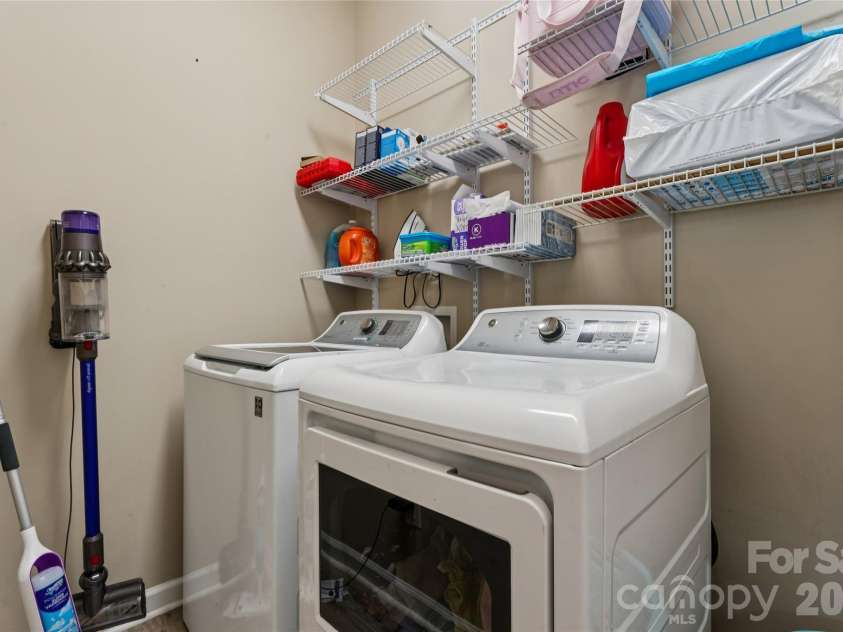 632 Marigold Drive, Kannapolis, NC 28083.  MLS# CAR4400614, YatesRealty ID 37400. Laundry Room