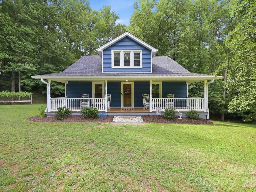 234 Williams Farm Road, Wilkesboro, NC 28697.  MLS# CAR4402074, YatesRealty ID 37404. 