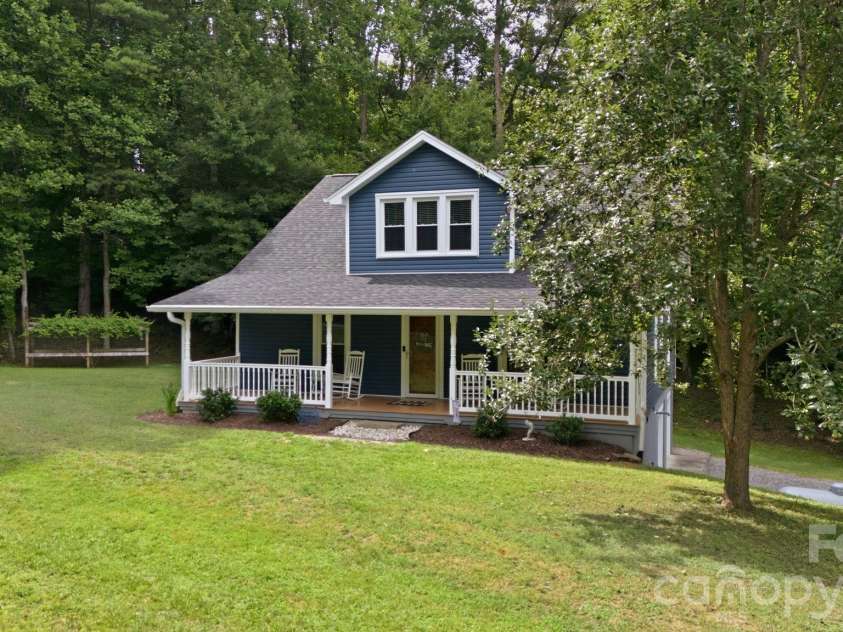 234 Williams Farm Road, Wilkesboro, NC 28697.  MLS# CAR4402074, YatesRealty ID 37404. 